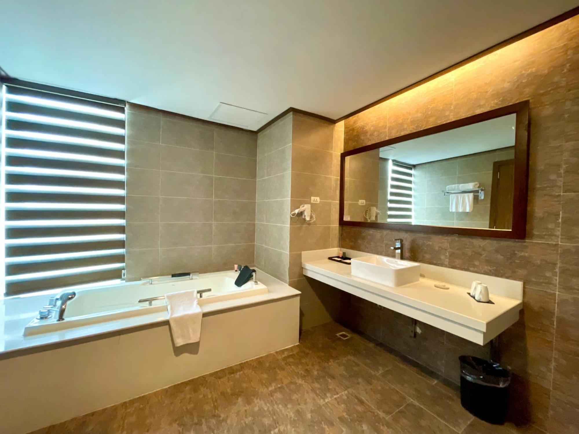 Muong Thanh Grand Xa La Hotel Hanoj Exteriér fotografie